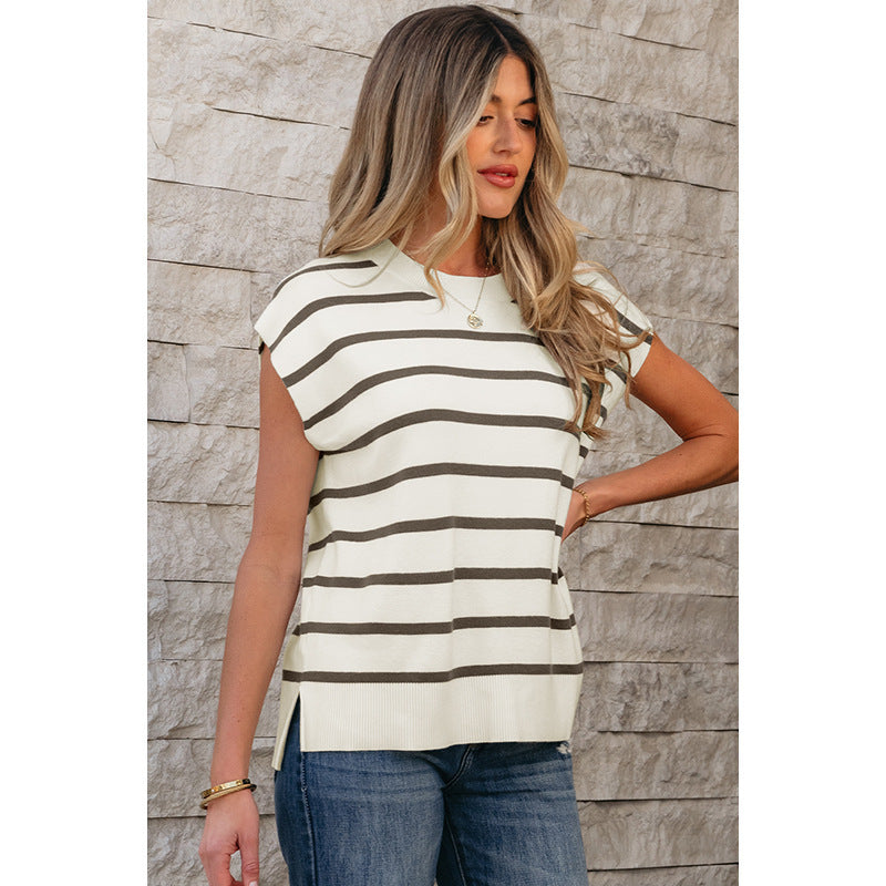 Striped Knitted Sleeveless Top with Buttons – Chic Comfort and Timeless Style