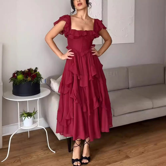 Romantic Ruffled Midi Dress with Short Sleeves – Timeless Elegance and Feminine Grace