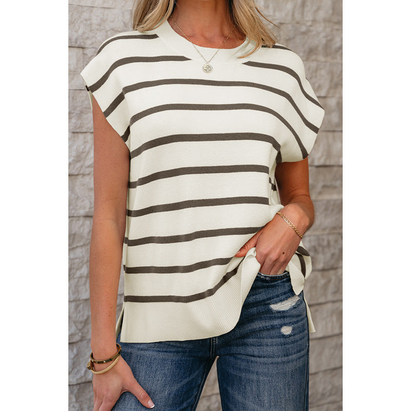 Striped Knitted Sleeveless Top with Buttons – Chic Comfort and Timeless Style