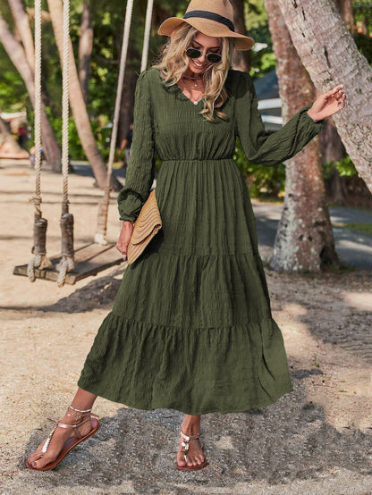 Chic Lantern Sleeve Stitch Dress – Modern Grace in Motion